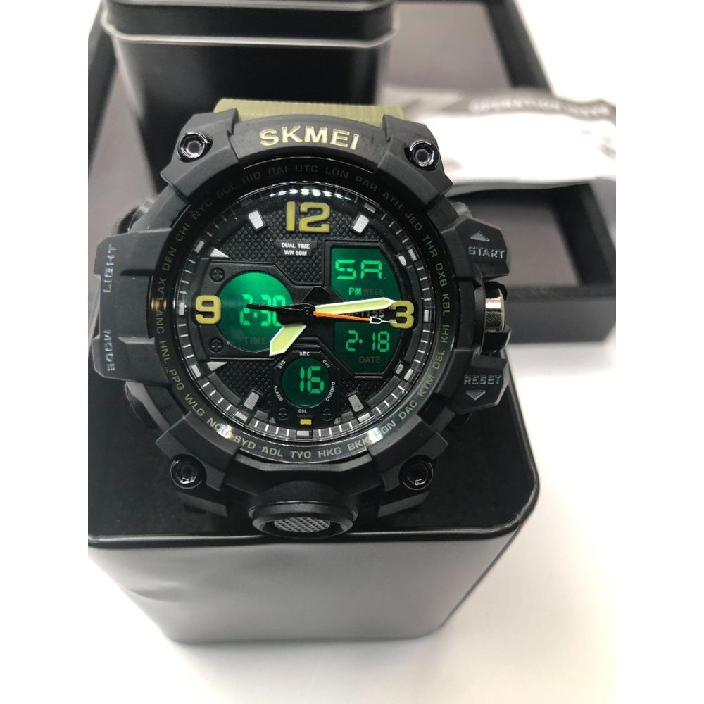 Military Style  Watch by Skmei - Picture 5 of 7